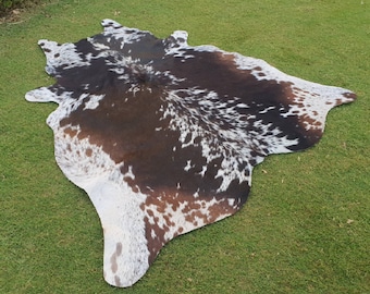 Tricolour cowhide Brindle  Cowhide Rug - Brindle cowhide rug - Hair on hides - Brown Black and white cowhide rug