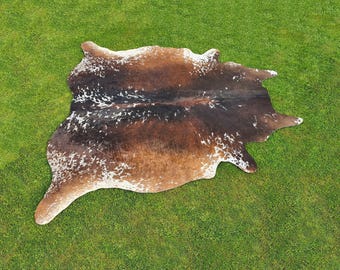 Real Brown And White Tri-color Cowhide Rugs - Natural Hair-on Cow Skin Rugs for Rustic Home Decor - Perfect for Living Room Decor