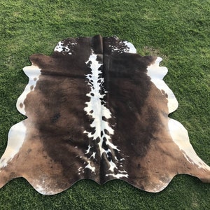 Real Cowhide Rug Tricolor Living room area rug Cow hide small / Large Rug Brown white Black Cowhide rug Cow skin Rug Hides Brindle Cowhide image 7