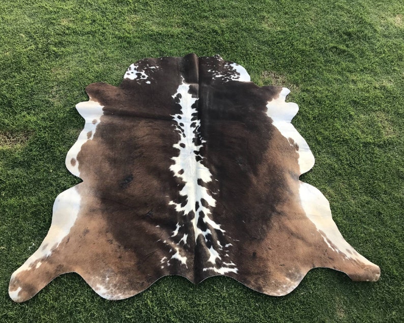 Real Cowhide Rug Tricolor Living room area rug Cow hide small / Large Rug Brown white Black Cowhide rug Cow skin Rug Hides Brindle Cowhide image 7