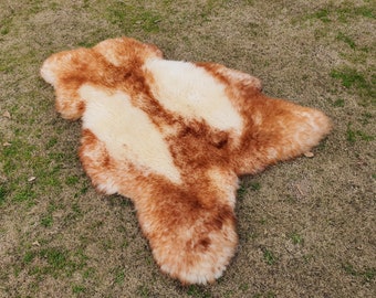 Sheepskin Rug, Brown white Sheep Skin Soft Area Rug, Icelandic Lambskin Rug, Sheepskin Cushion for Living Room Sofa/Chair, Fluffy Throw Rug