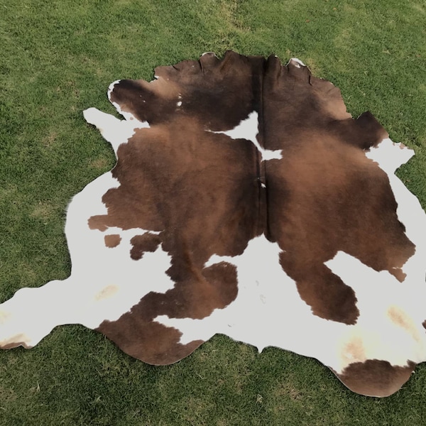Best Cowhide rug, 5x7 rug - Small and Large Rug Brown and White Cowhide Rugs , Cow skin Rug  - Brindle Cowhide - Tricolour Cowhide Rugs