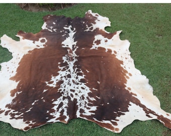 Real Cowhide Rug Tricolor Sala de estar alfombra Piel de vaca pequeña / Alfombra grande Marrón blanco Negro Alfombra de cuero de vaca Piel de vaca Alfombra Oculta cuero de vaca atigrado