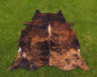 Genuine Brindle Cowhide Rug – 100% Authentic Brazilian Animal Skin – Brown & Black Tones Hair-On Hide – Large Cowhide Area Rug – Ideal Gift