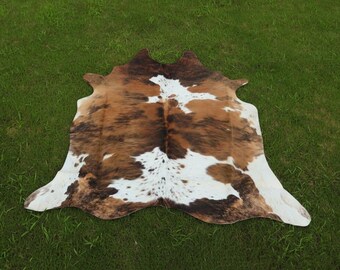 Genuine Tricolor Brindle Cowhide Rug – Natural Hair-On Brazilian Area Rug