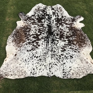 Natural Cowhide Rug-Tricolor Hair On Luxury Cow Skin for Home Decor-Large Brazilian Cowhide Area Rug-Genuine Speckled Cowhide Rug-Ideal Gift