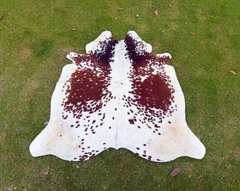 Genuine Tricolor Cowhide Rug – Natural Large Hair-On Area Rug