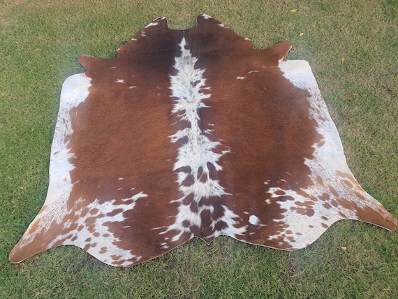 Cowhide Rug, Tricolor Cowhide rug, Genuine Cowhide rug ,  Brazilian Cow hide Rugs