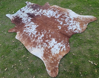 Natural Brown and White Cowhide Rug-Genuine Cow Skin Rug for Western Home Decor-Brazillian Cowhide Rug-Large Floor Area Rug for Living Room