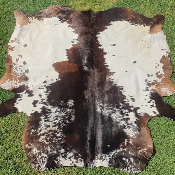 Unique Tricolor Best Cowhide Rug - Large Area Cowhide Leather rug -Brown Black White Natural Animal Skin Carpet -Brazilian Cowhide UK- CA