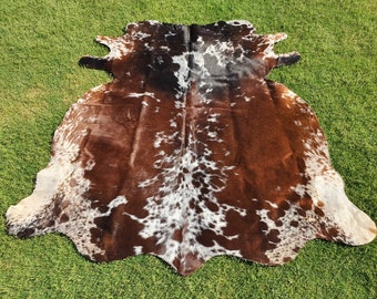 Tricolour cowhide Brindle  Cowhide Rug - Brindle cowhide rug - Hair on hides - Brown Black and white cowhide rug