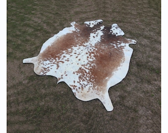 Brown and White Cowhide Rug Real Hair On Cowhide Rug Luxury Cowhide Area Rug Large Tricolor Cowhide for Home Decor Beige Cowhide Skin Rug
