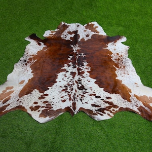 Brindle Cow Rug Tricolor Hair On Cowhide Skin Rug Brown and White Brazilian Cowhide for Home Decor Real Large Western Cowhide Floor Area Rug