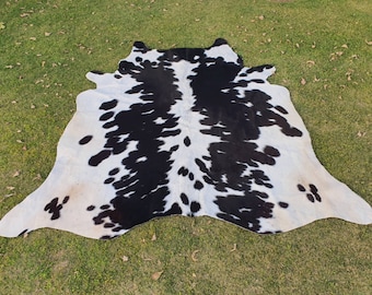 Tapis en peau de vache noir et blanc, tapis en peau de vache personnalisé, peau de vache pour l’esthétique de la chambre à coucher, tapis de sol de décoration intérieure, vrais cheveux sur peau pour le rembourrage