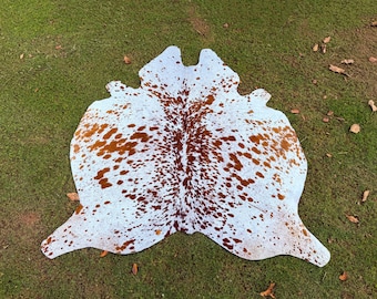 Genuine Tricolor Cowhide Rug – Natural Large Hair-On Area Rug