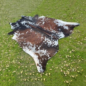 Real Cowhide Rug Brown White, Tricolor, Bedroom Aesthetic Carpet Rugs, Brazilian Floor Area Rug, Home Decor Upholstery Leather