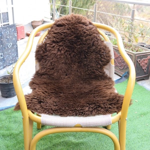 Natural Icelandic Sheepskin Rug – Real Sheepskin Area Rug, Wool Sheepskin Throw, Cozy Sheepskin Hide, Genuine Fur Rug for Home & Sofa Decor