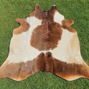 Large Brown And White Cowhide rug - Unique Animal Skin area Rug Cowhide Decor- Brazilian cowhide rugs Personalized Gift for Mother /Daughter