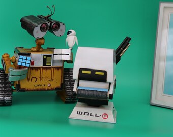 Ready To Ship Wall E Metal Robot Lamp The Movie Wall E Robot Etsy