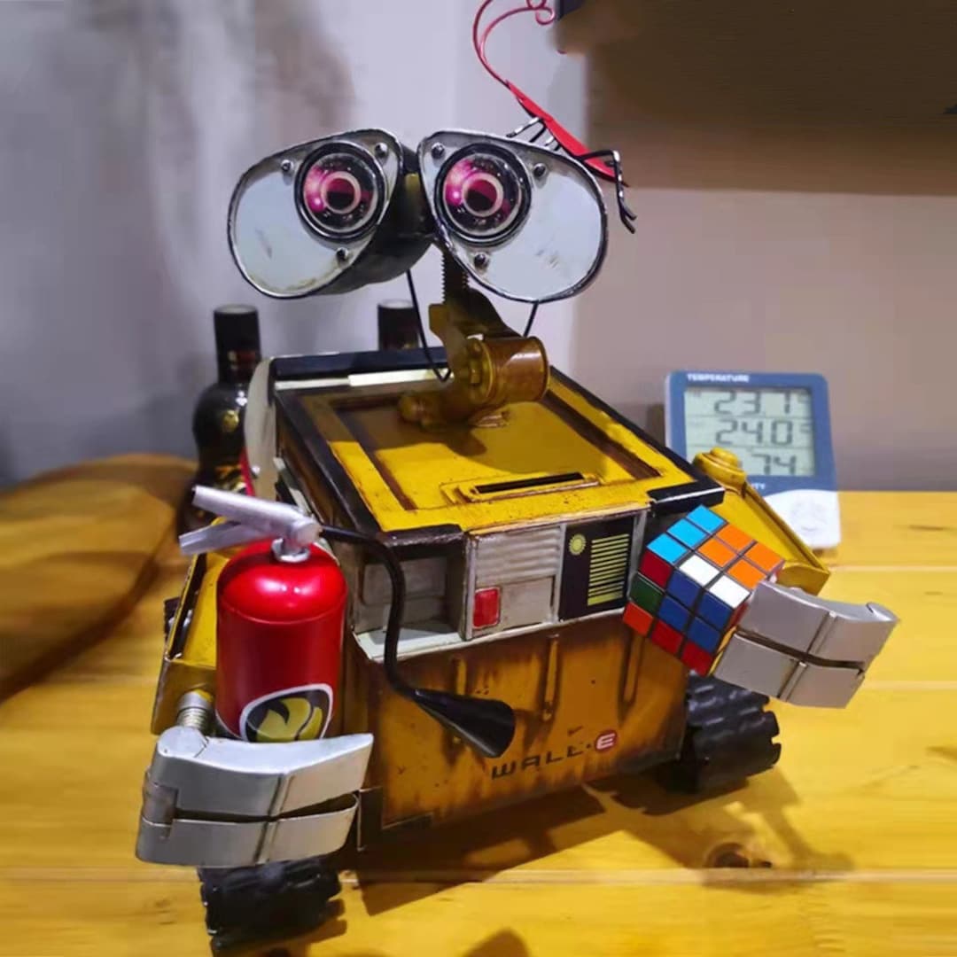 Walle Metal Robot With Backpack Storage, the Movie Wall.e Robot for