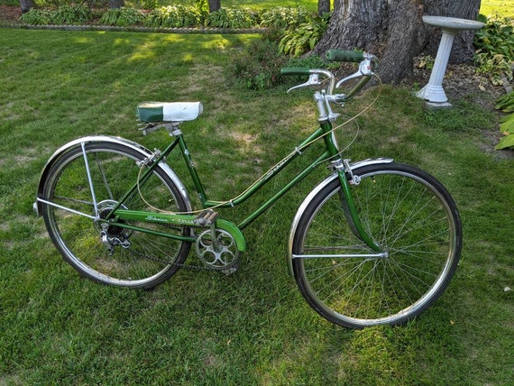 Vintage Schwinn Collegiate Bike - Etsy 