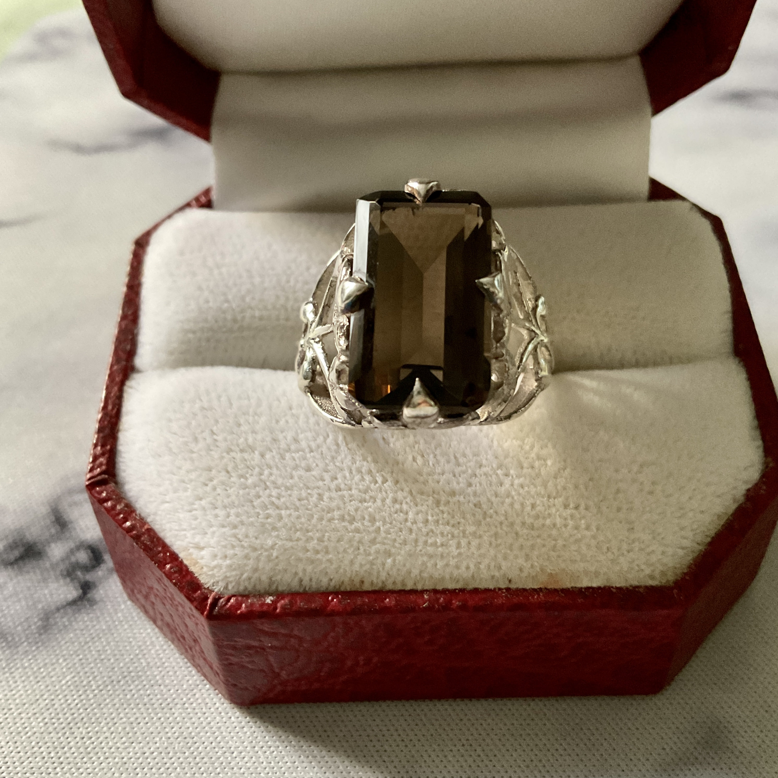 Anelli con topazio best sale marrone
