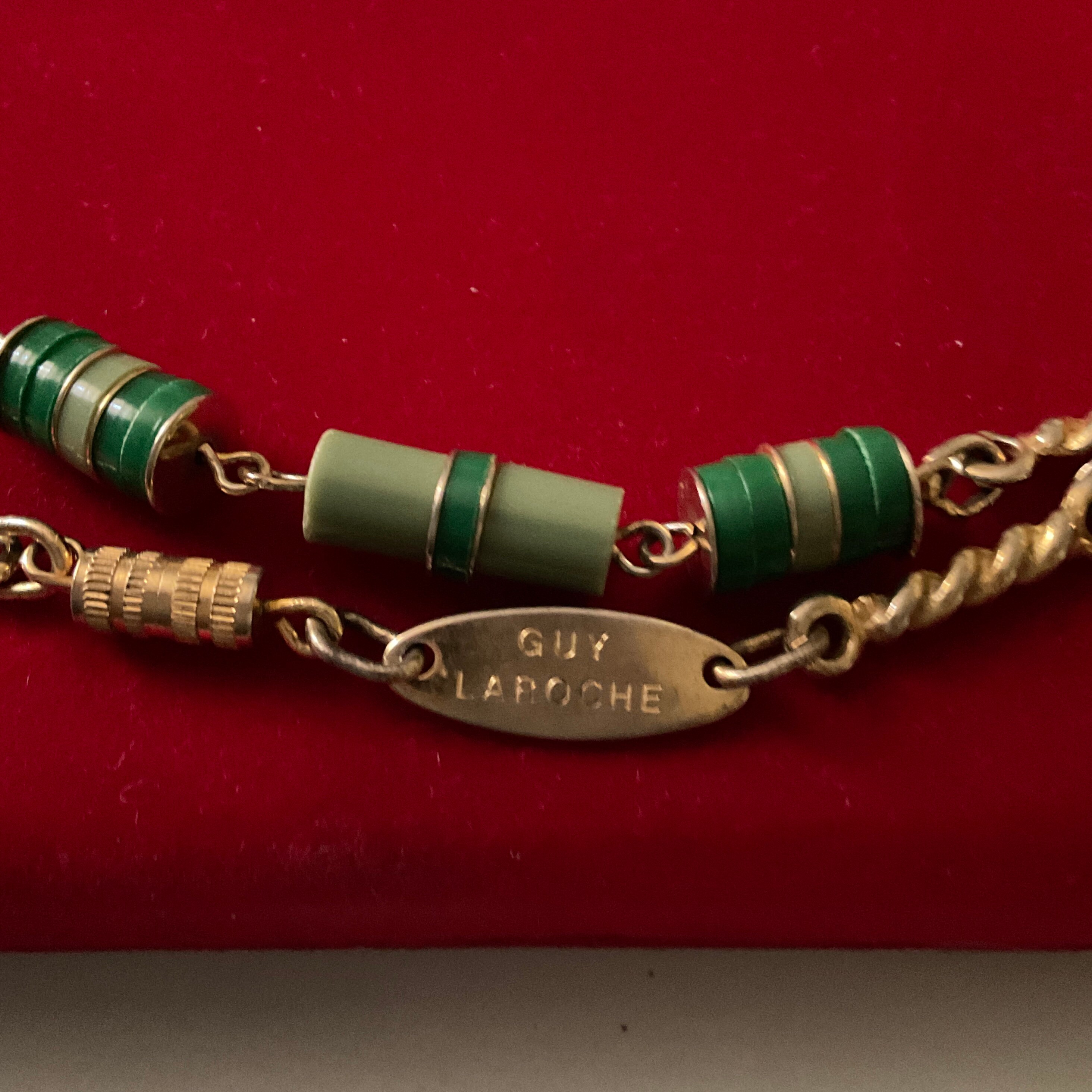 Guy LAROCHE Chain GOLD Plated LUCITE Vintage Necklace Signed