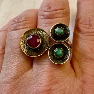 ÄKTA RUBY SMARAGAD GULD Sterling Silver Vintage Ring - Snidad Modernistisk Design - Naturstenar - Sterling Silver - Vintage från Frankrike