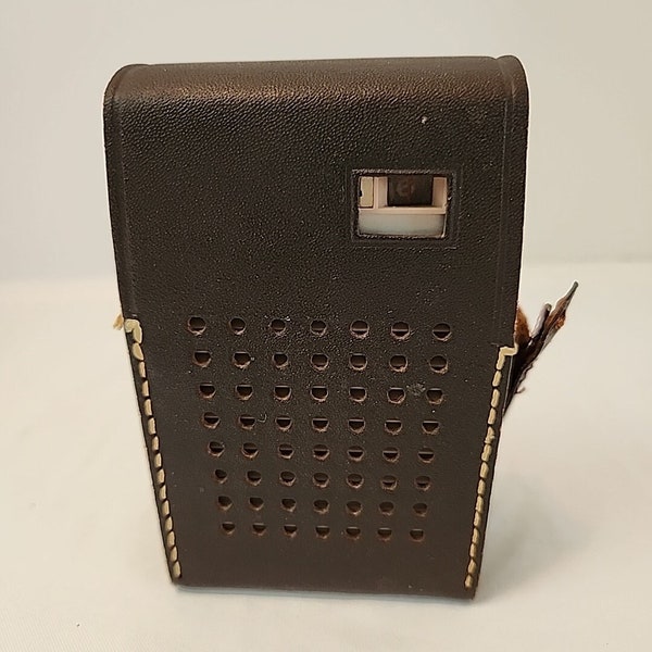 Vintage Realtone Transistor Radio Battery Tested Works Leather Case Japan