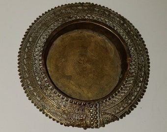 Plat décoratif fait main en laiton indien, cendrier décoratif, porte-anneau décoratif