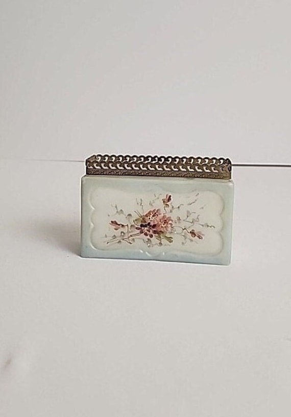 Antique Wavecrest Victorian Card Holder, Floral, B