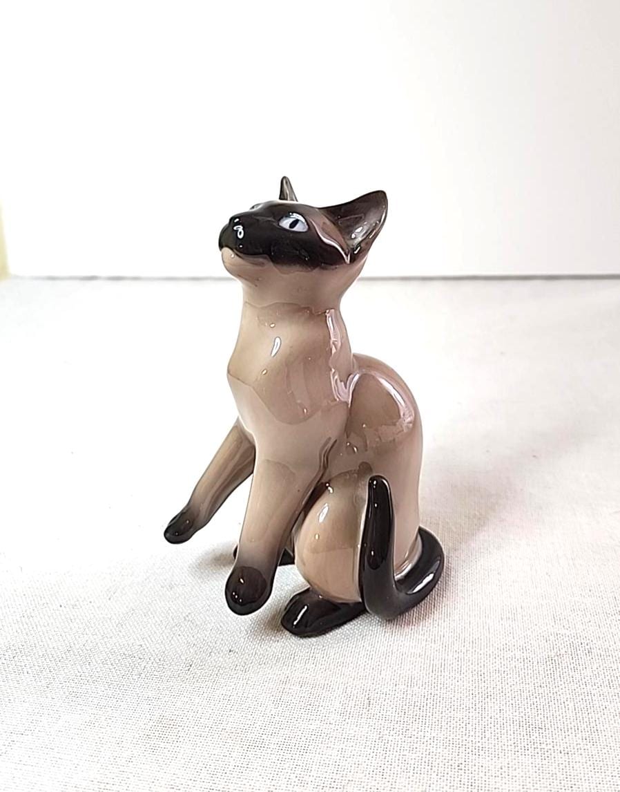 B&g Danish Porcelain Cat Figurines - Etsy