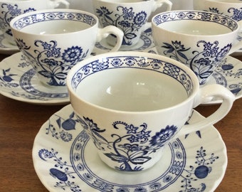 Set of 6 vintage JG Meakin Blue Nordic Scandi Blue & White Retro tea cups and saucers. 1960s hygge folk style