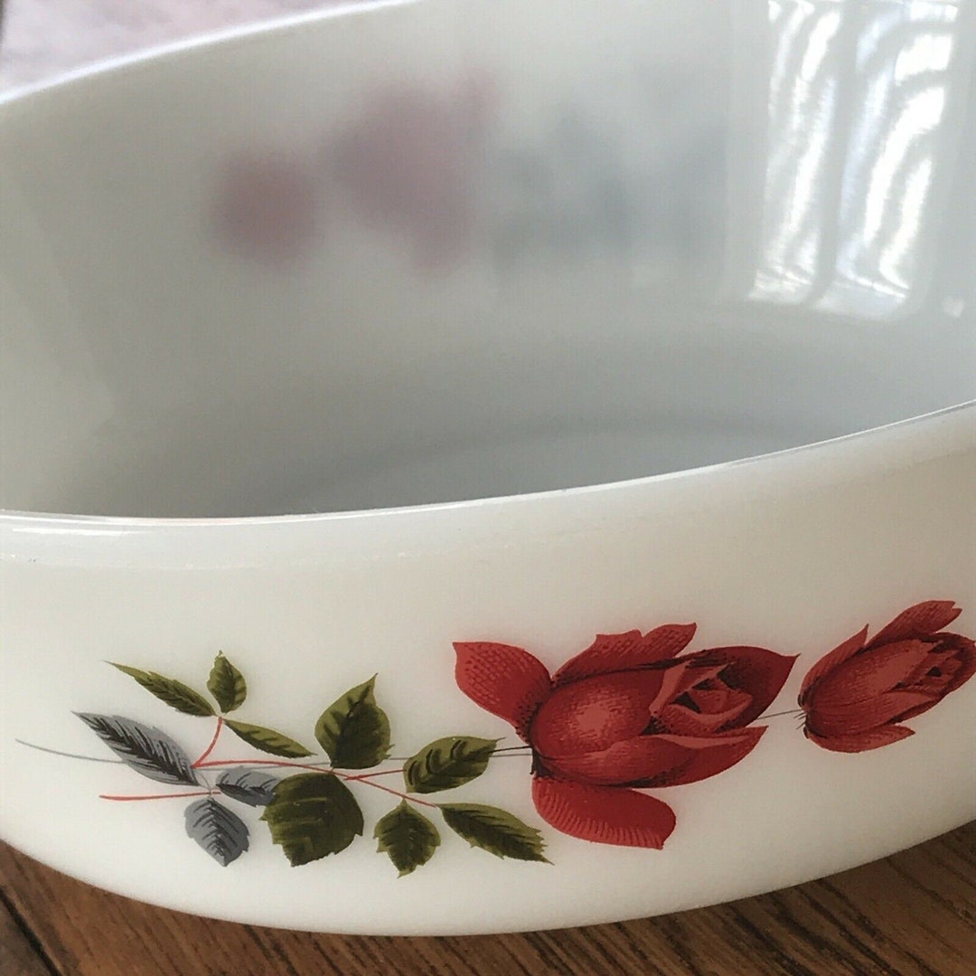 Vintage JAJ Pyrex 60s/70s JUNE ROSE Casserole Dish 19.5cm Red Rose No ...