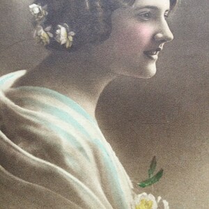 Antique Anniversaire Vœux Carte Postale Belle Femme Sépia Teinté Beau Poème