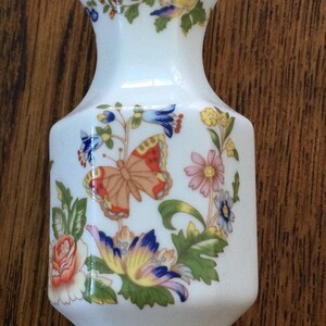 Small Vintage English Bone China Case AYNSLEY COTTAGE GARDEN. Bud Vase Floral image 2