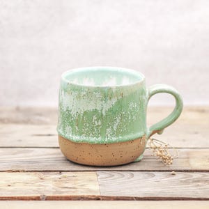 Green Handmade Ceramic Mug | green Pottery Coffee Cup | Glazed Stoneware | Unique Gift Idea for Coffee & Tea Lovers