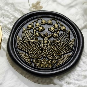Moth vally of the lily Wax Seal Stamp Kit, moth wax seal kit, envelope seal stamp, invitation seal stamp afbeelding 1