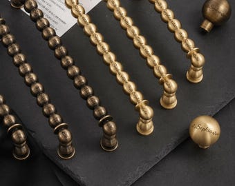 Antique brass ball kitchen cabinet handles,luxury hammer pattern brass cupboard handle, Custom engraved vintage style elegant pull knob