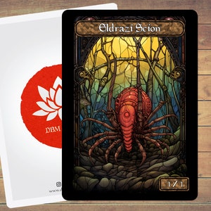 Puede incluir: Una ilustración de estilo vitral de una carta de criatura Eldrazi Scion roja del juego de cartas coleccionables Magic: The Gathering. La carta tiene una fuerza y resistencia de 1/1.
