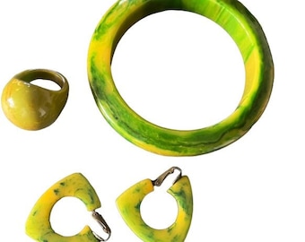 Vintage 30’s Bakelite Green Yellow Marbled Bangle Bracelet Dome Ring Clip On Earrings Art Deco Nouveau Set