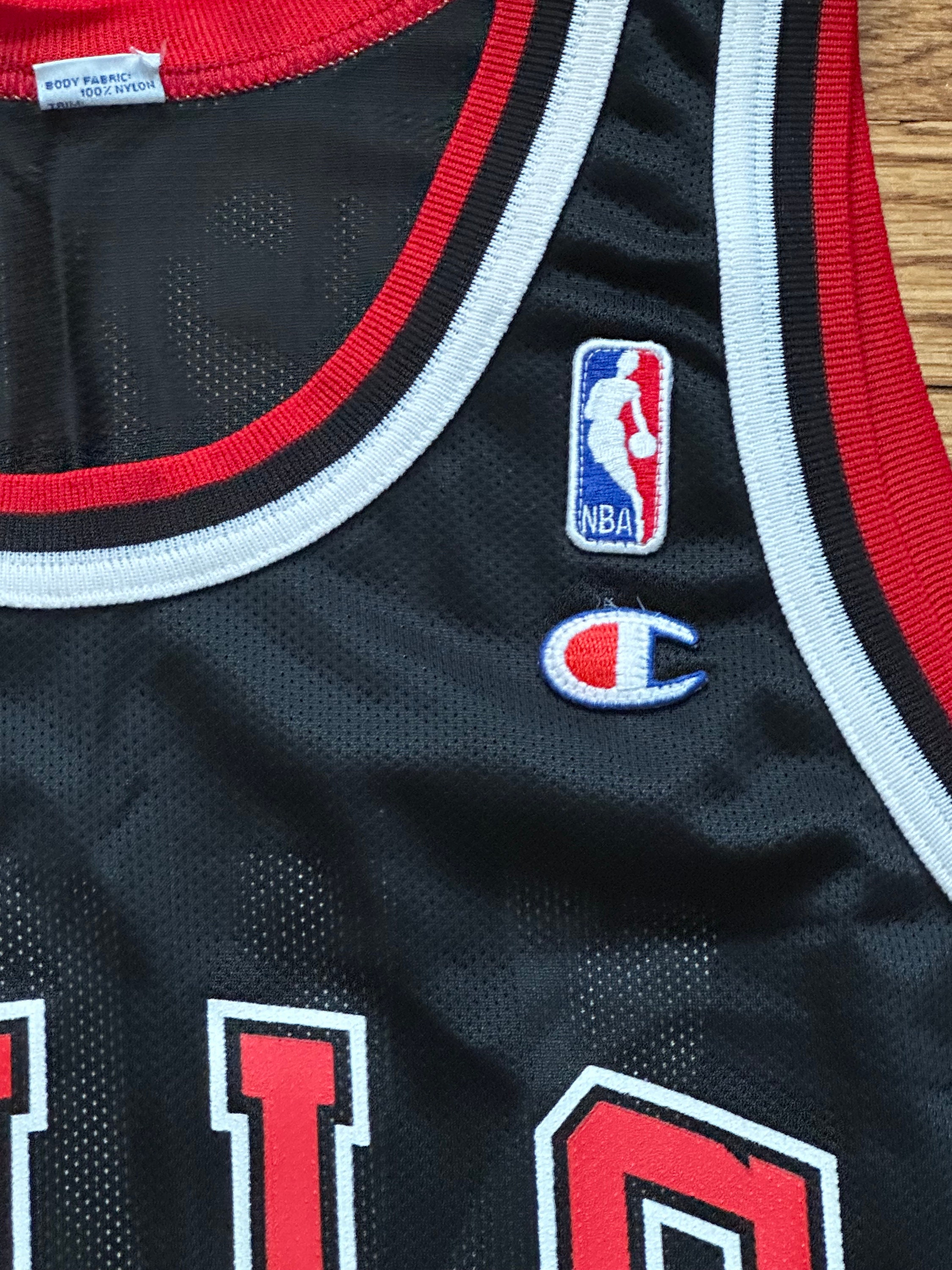 Vintage 90's Champion NBA Chicago Bulls 25 Kerr Jersey Dead Stock