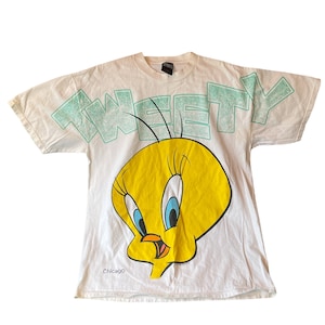 Vintage 1997 Sherrys Best Single Stitch Tweety Bird Warner Bros Bright Graphic T-Shirt USA Made