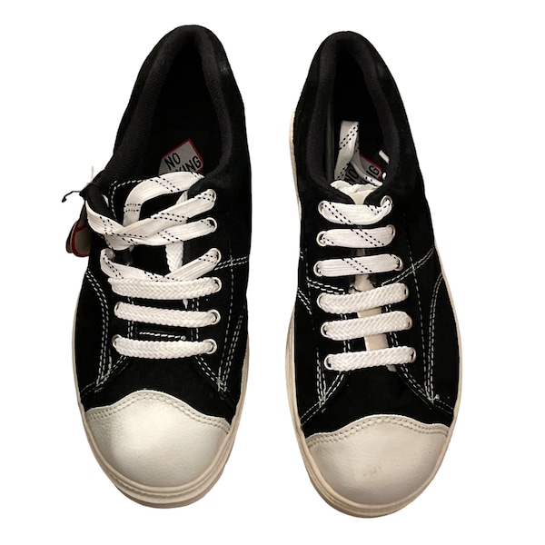 retro chunky sneakers