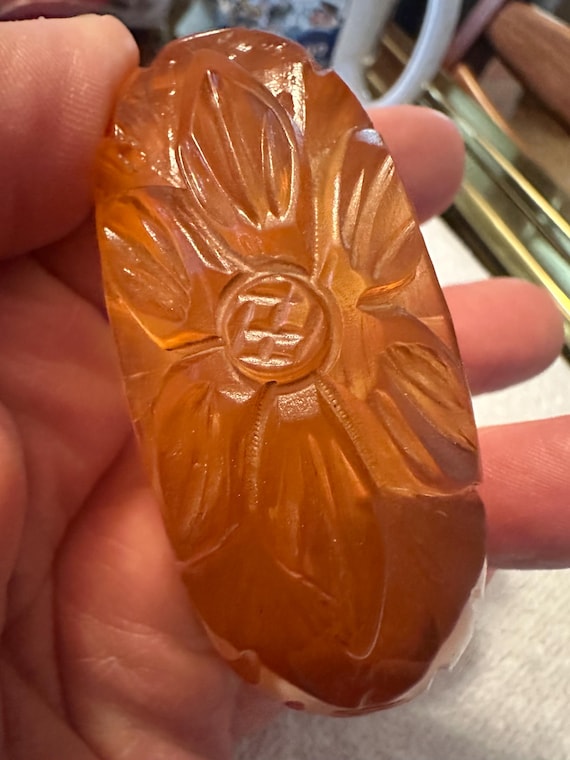 Vintage 40’s Bakelite Translucent Butterscotch He… - image 2