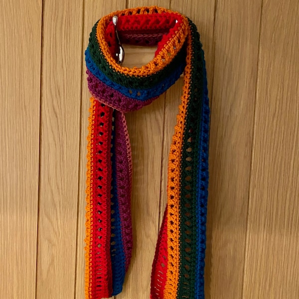 Autumn Rainbow Scarf Pattern | Easy crochet pattern for a gorgeous rainbow scarf, with lovely texture | Makes a great gift!