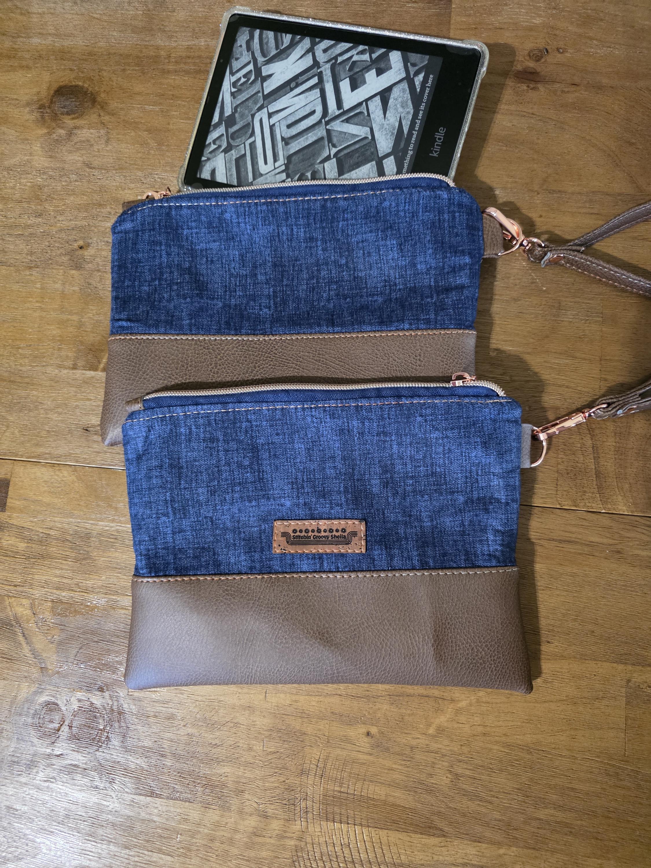 Wristlet Kindle  case