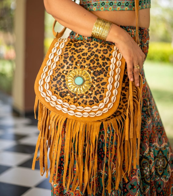Bolso bandolera de cuero reciclado bolso de mujer hecho a mano bolso de hombro de cuero reciclado festivalbag bohocasual bolso con flecos Etsy Mexico