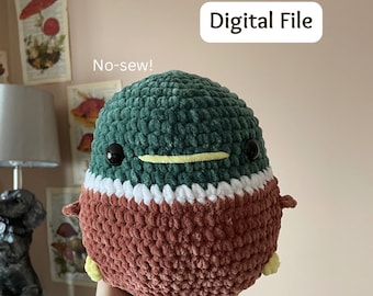 No-sew large chubby duck crochet pattern by Rachel'sCrochetCreations || Digital file