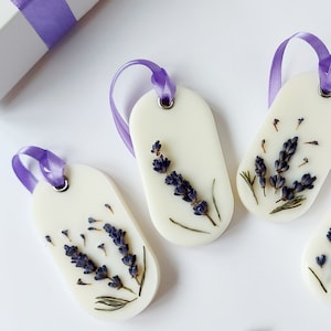 Natural Hanging Freshener Lavender Sachet for Wardrobe Scented wax tablets Home Fragrance Room Freshener Thank You Gift Favors Guests